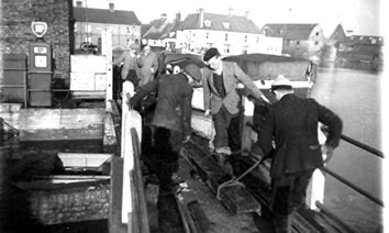 dismantling footbridge